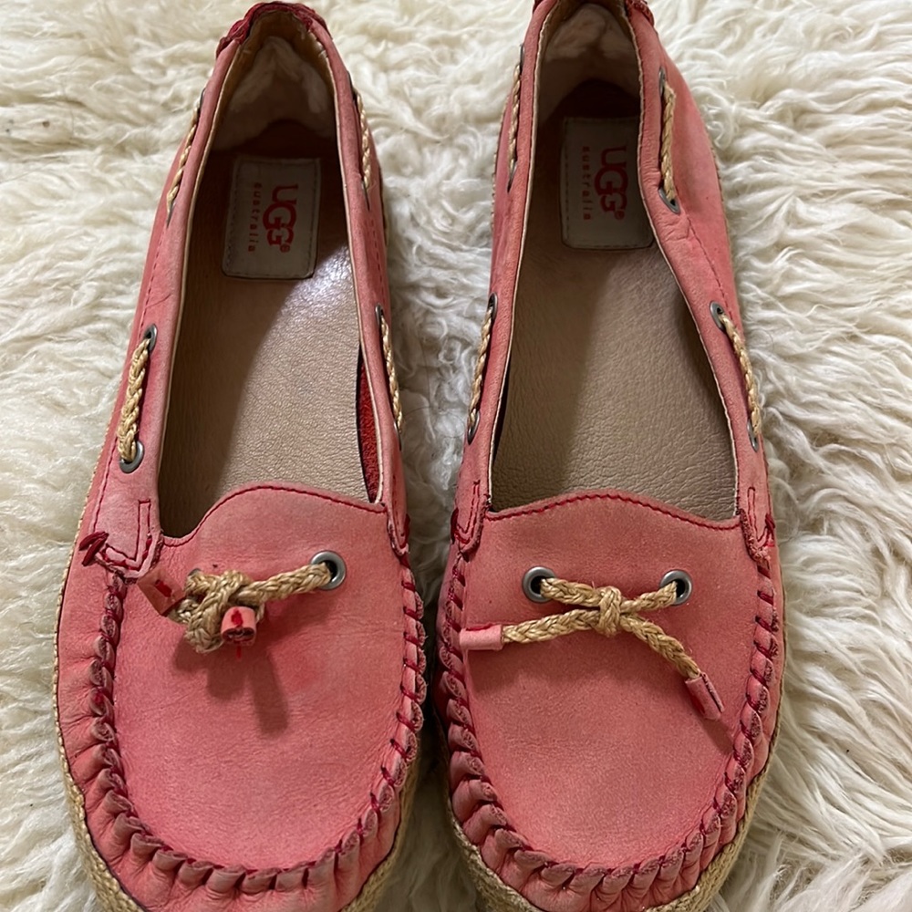 UGG leather loafers size US 8
